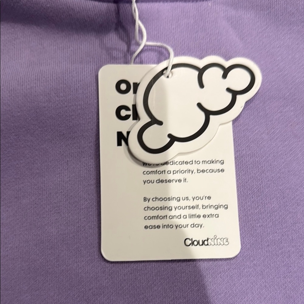 Kids Lavender Hoodie with Cloud Design - Picture 2 of 4